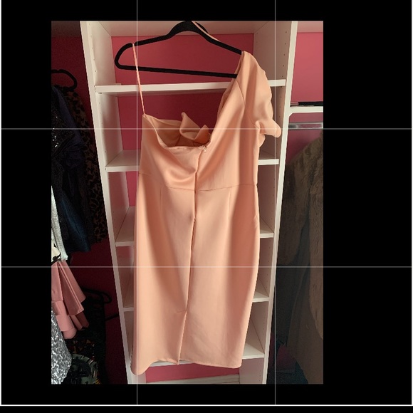 ASOS Blush Peach Cocktail Dress - Picture 3 of 3